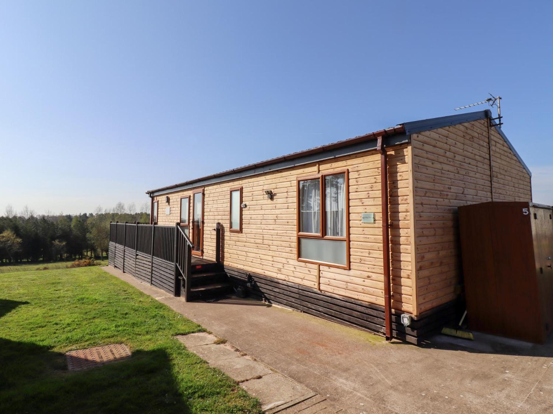 Percy Wood Country Park Villa Newton on the Moor Exterior photo